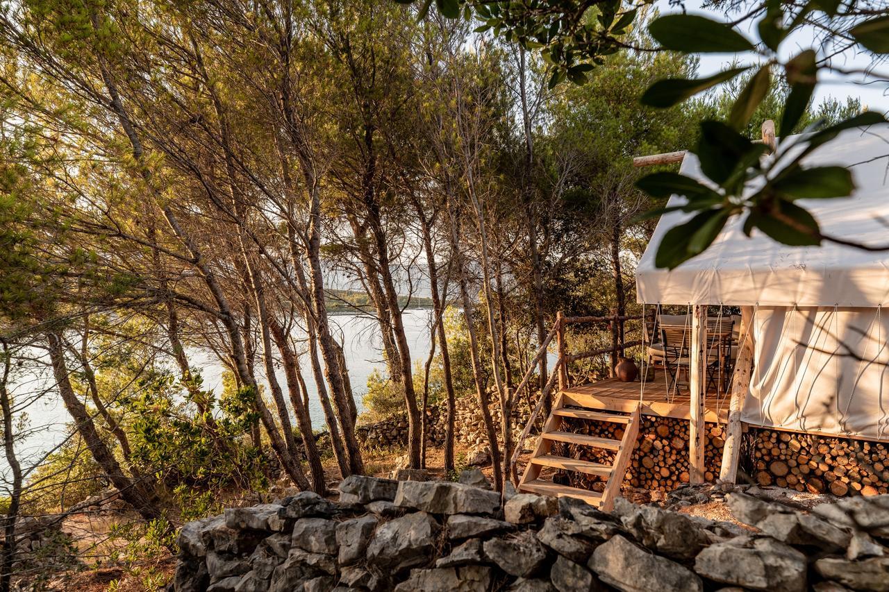 ורבוסקה Plage Cachee - Glamping מראה חיצוני תמונה