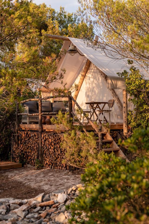ורבוסקה Plage Cachee - Glamping מראה חיצוני תמונה